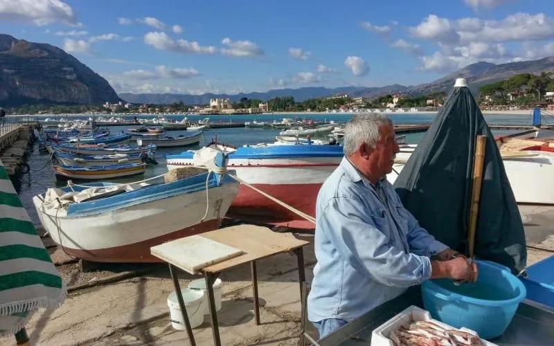 Casa Mandorlo A Mondello Lägenhet Exteriör bild